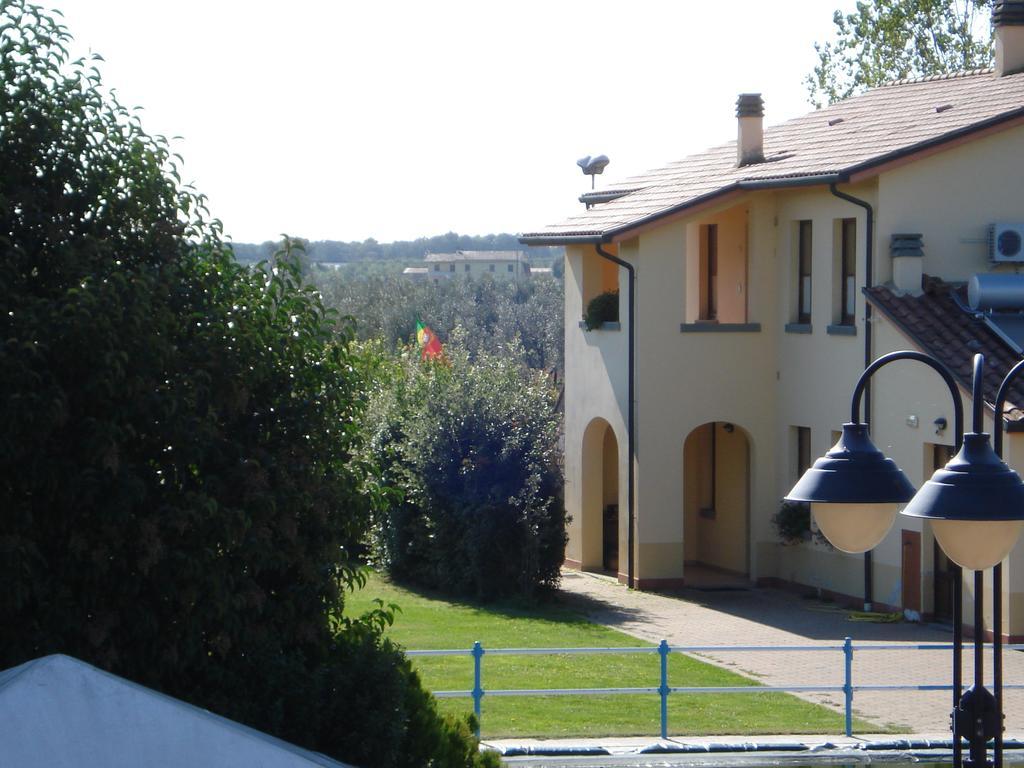 Residence Serristori Castiglion Fiorentino Exterior photo