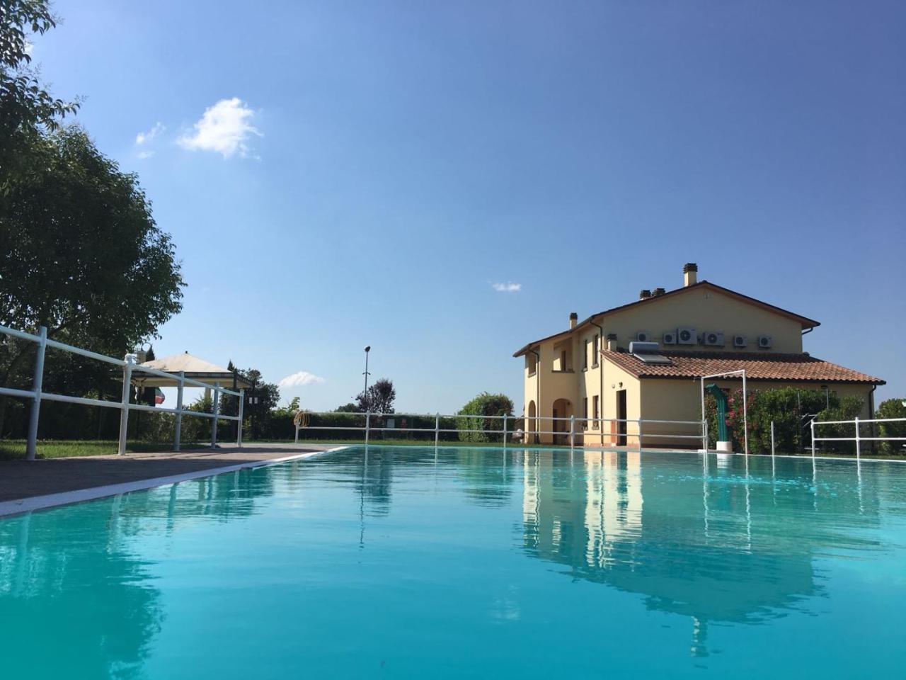 Residence Serristori Castiglion Fiorentino Exterior photo